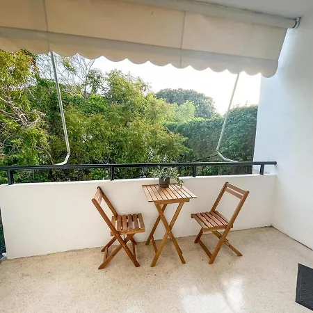 Gravity Downtown Balcony Appartement *